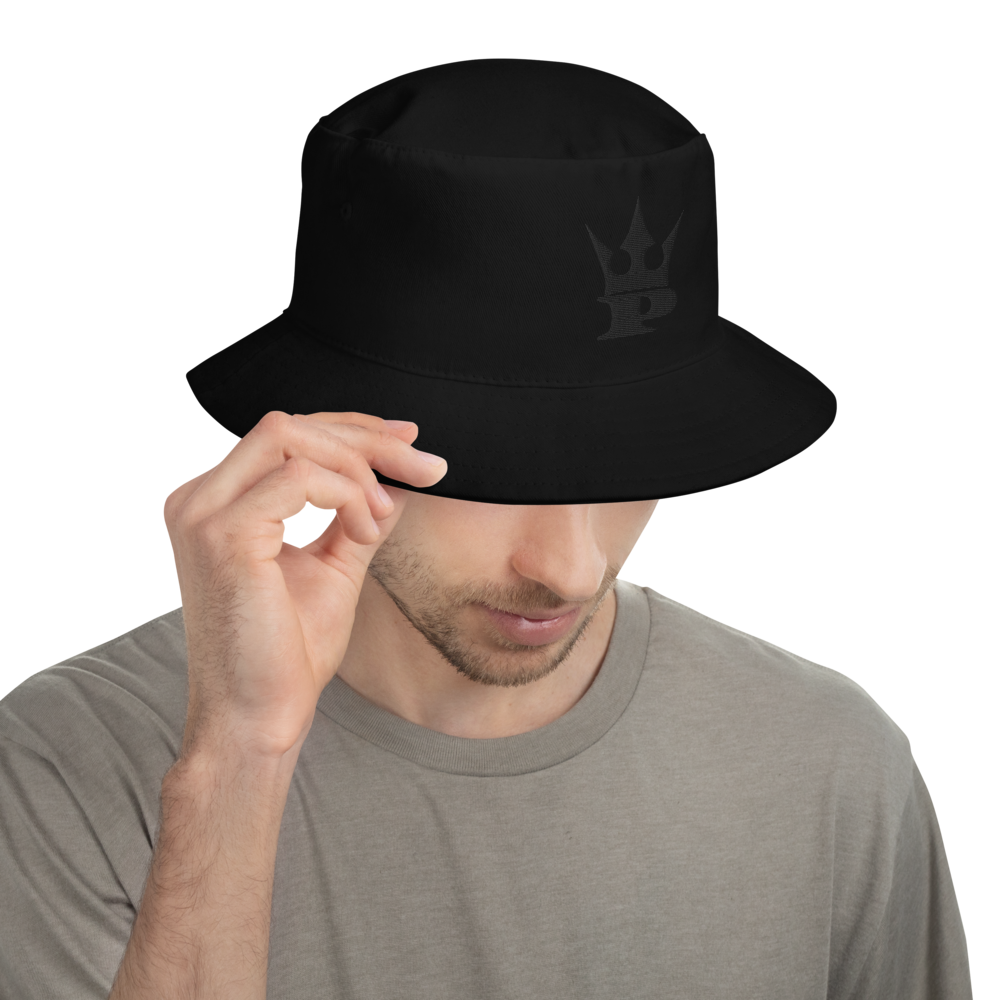 P bucket hat